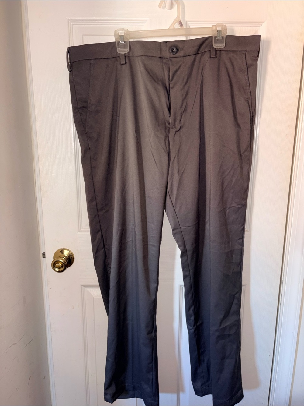 Amazon Essentials Men's Dress Pants in Charcoal